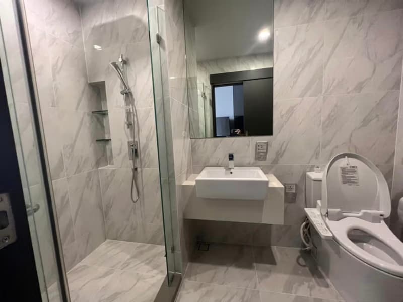 Studio Condo for Rent in Ratchathewi