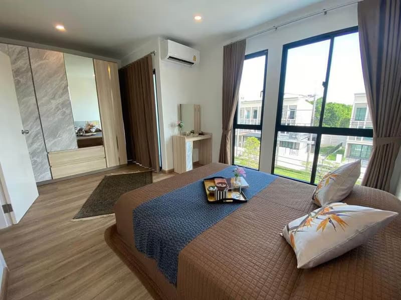 3 Bedroom Townhouse