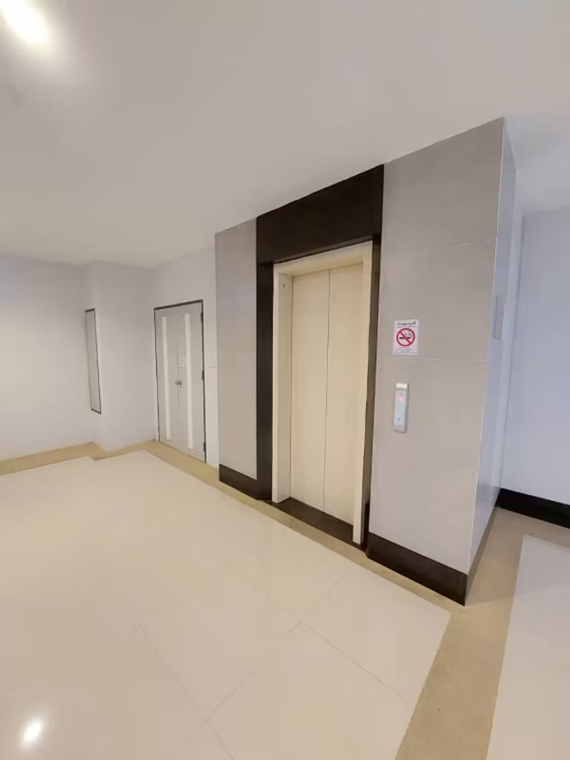 1 Bedroom Condo - Image 9