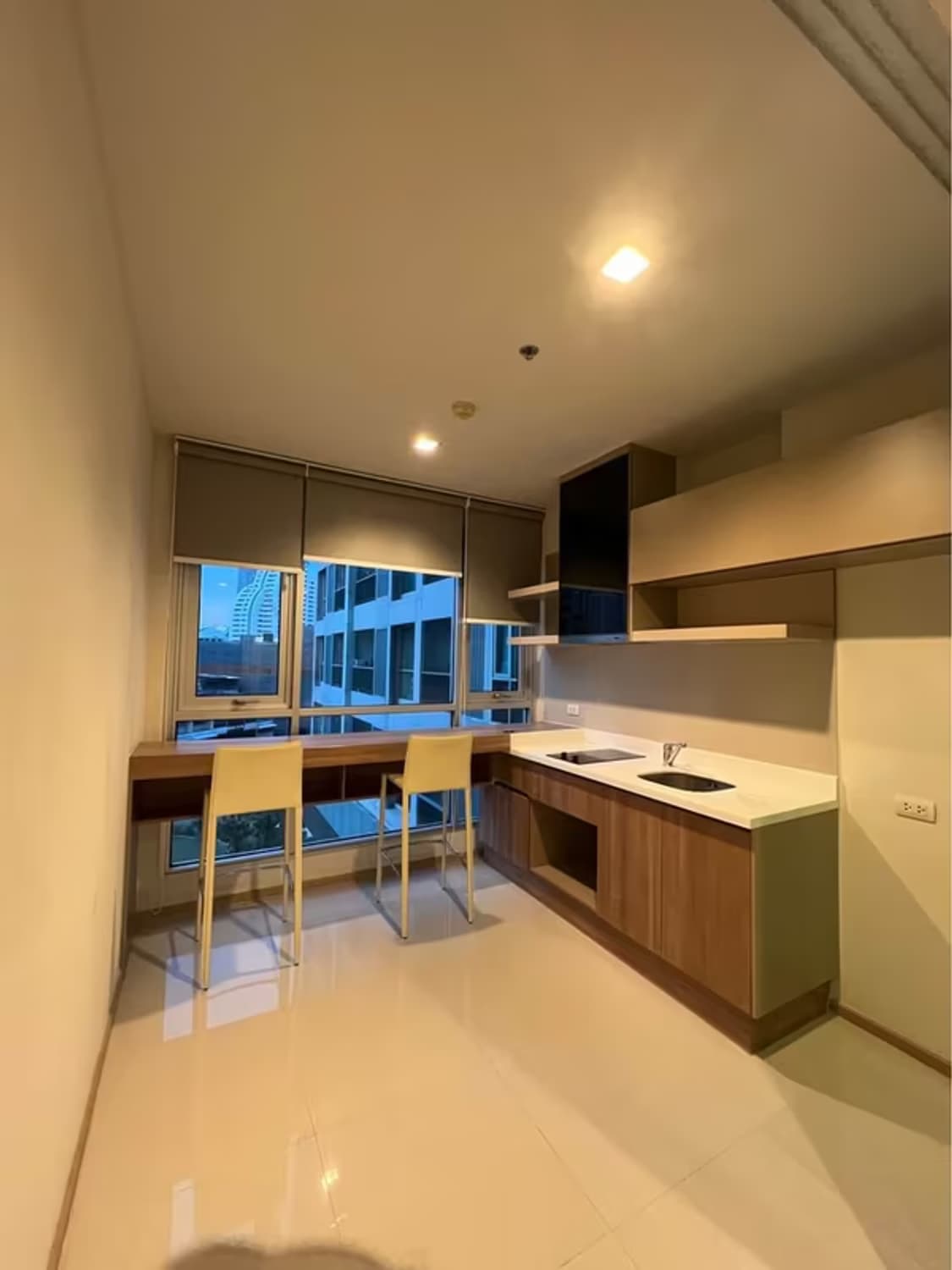  - Image 1