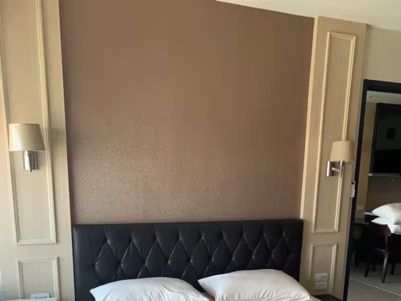 1 Bedroom Condo