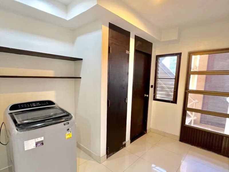 Condo for Rent at City Lake Tower Sukhumvit 16