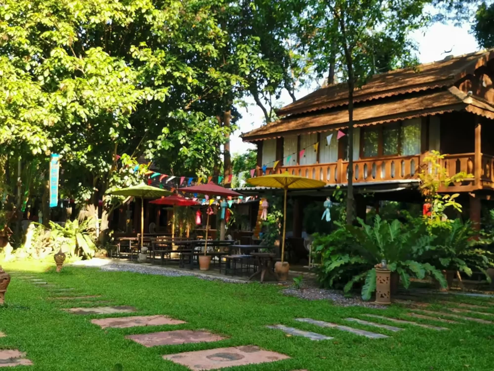 9 Bedroom House - Image 14