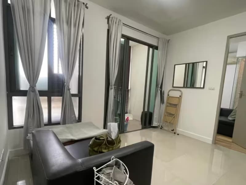 1 Bedroom Condo