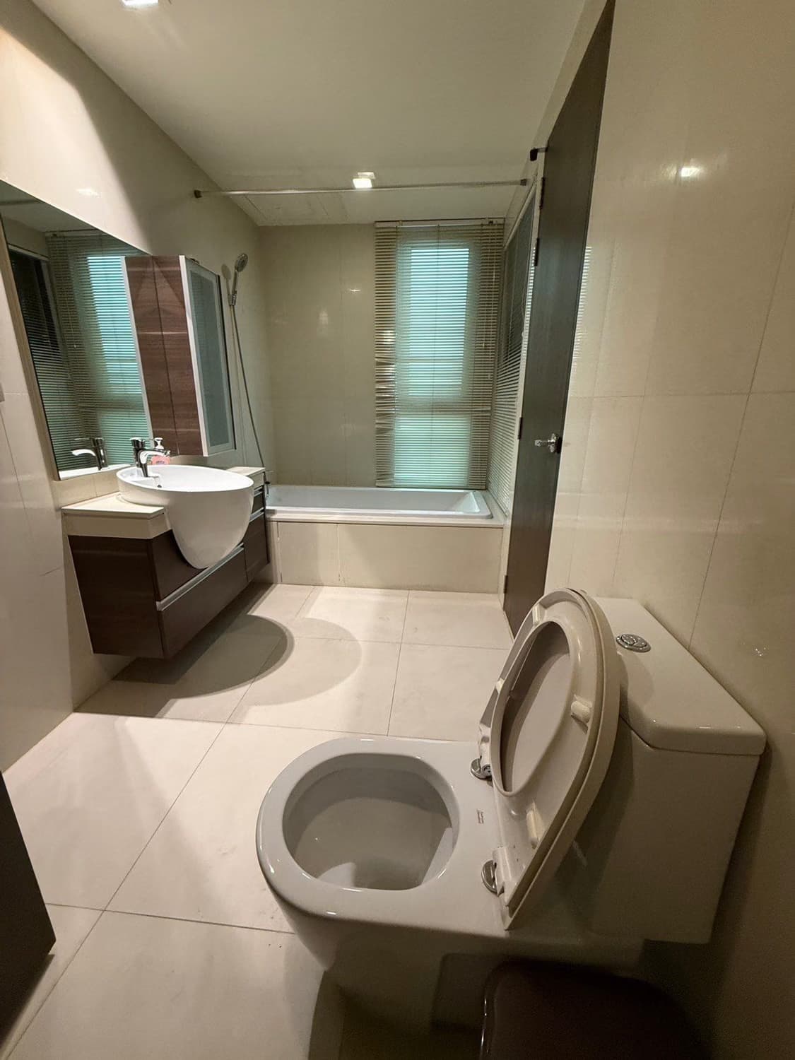 2 Bed Condo for Sale in Watthana - Image 5