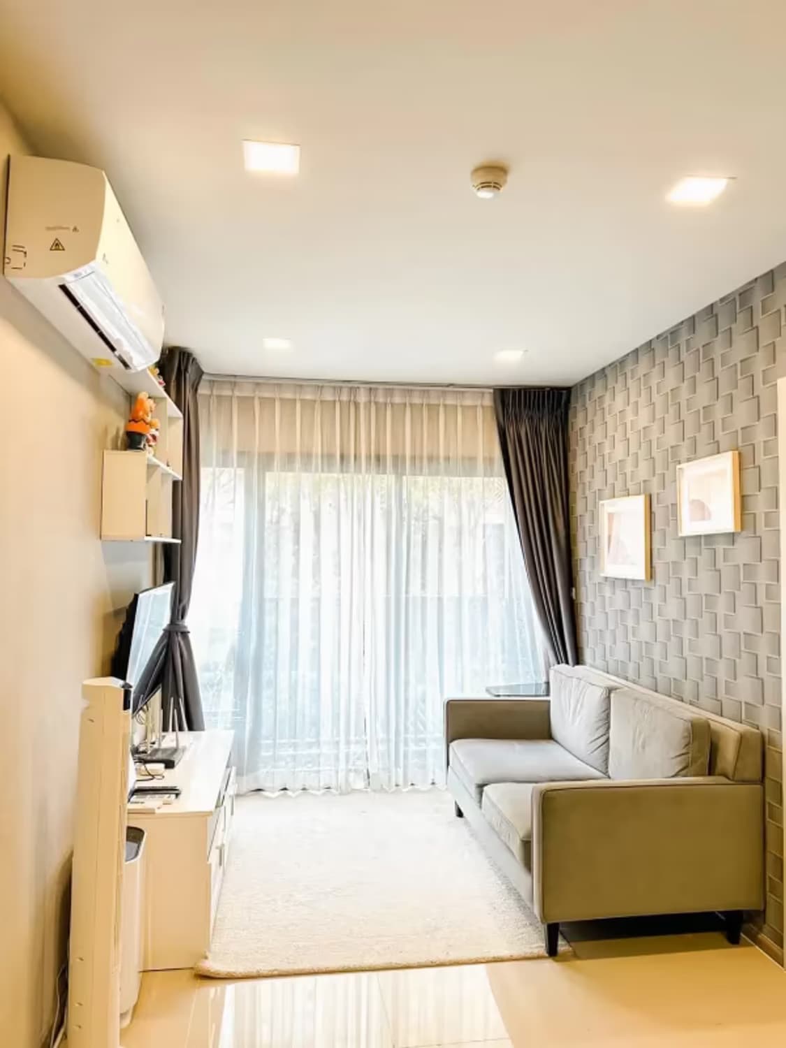 2 Bedroom Condo For Rent  - Image 10