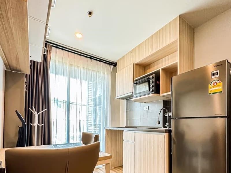 1 Bedroom Condo