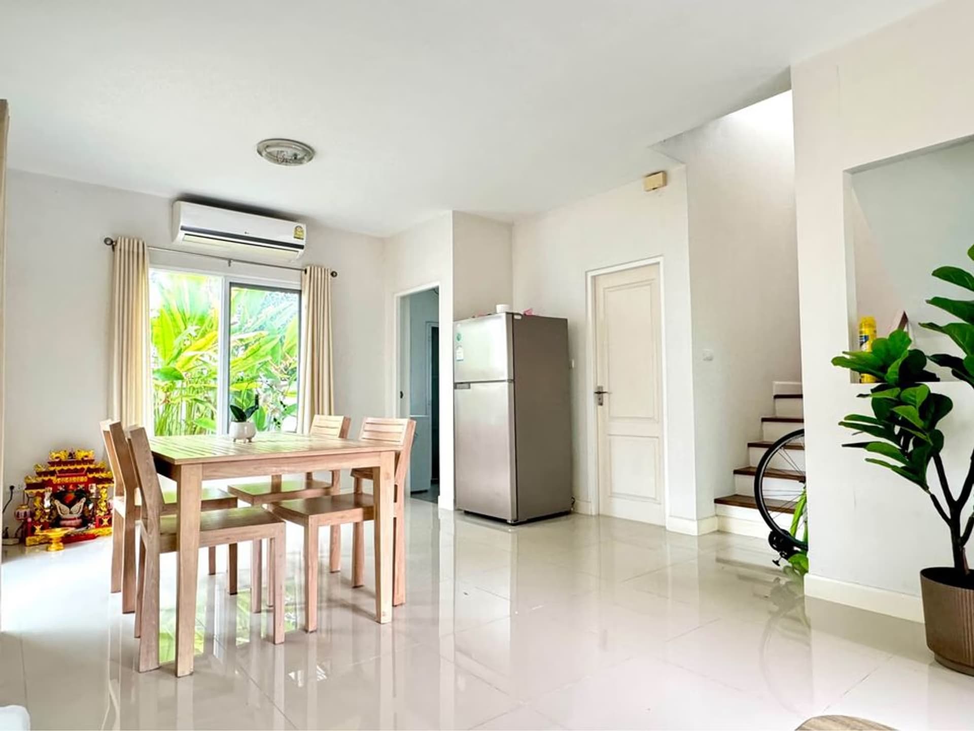 3 Bed House for Rent in Mueang Chiang Mai - Image 3
