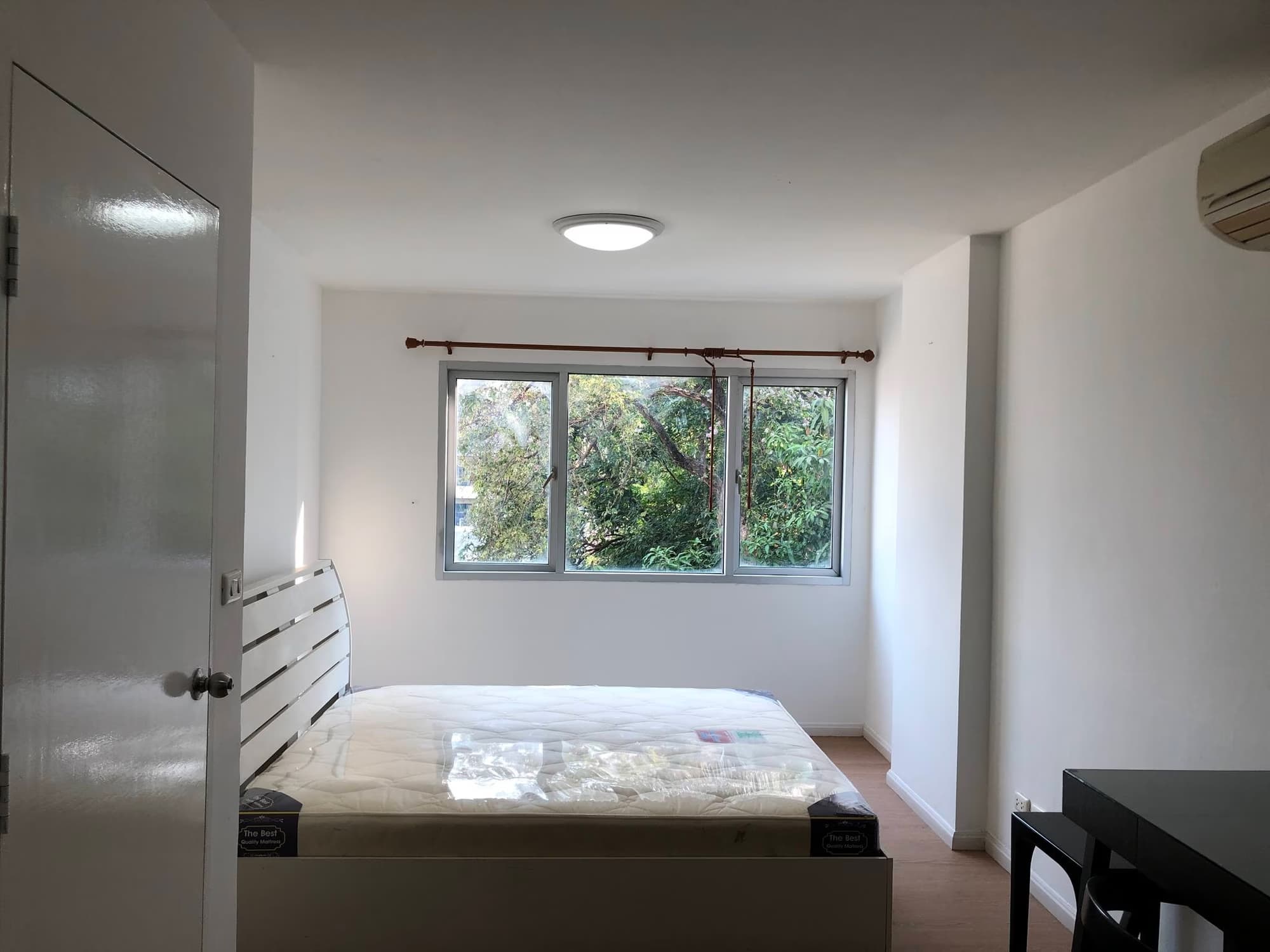 1 Bed Condo for Sale in Watthana - Image 6