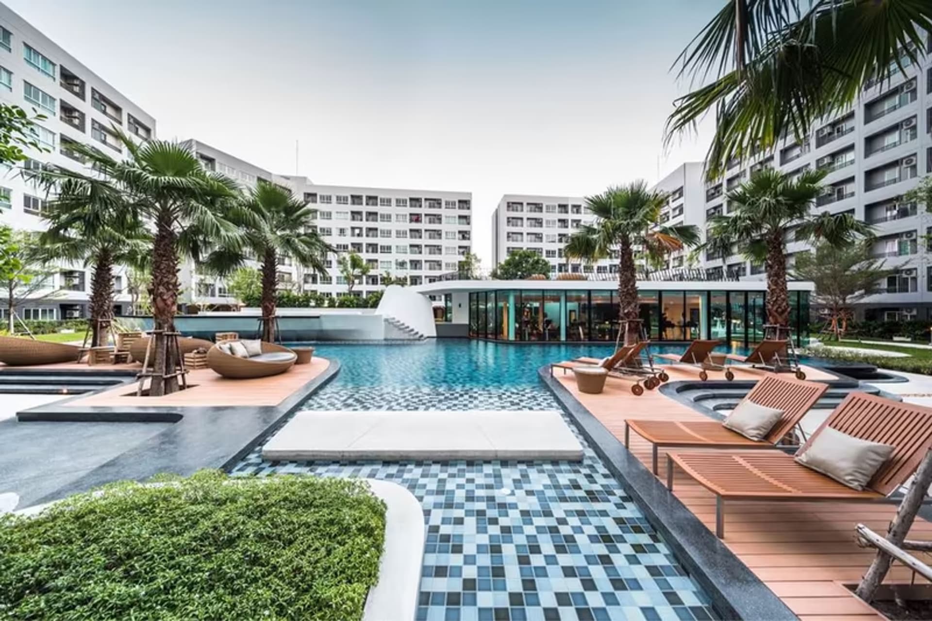 1 Bedroom Condo for Rent - Image 5