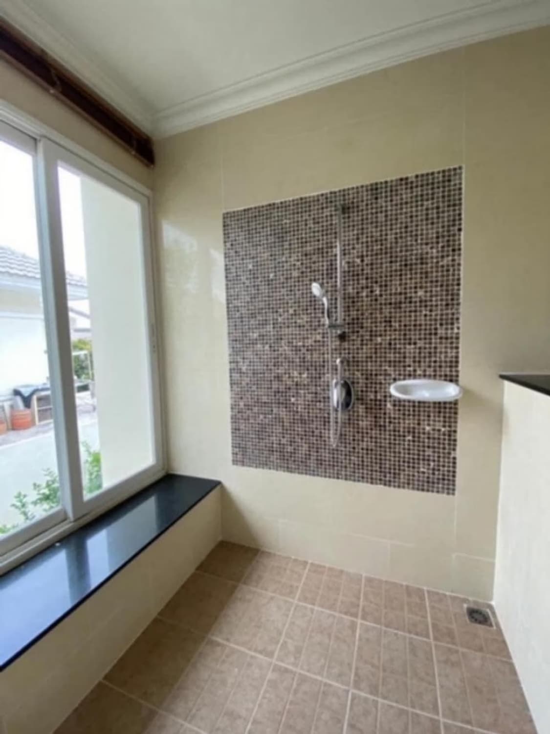 5 Bed House for Rent and Sale in Bang Phli, Samut Prakan - Image 13