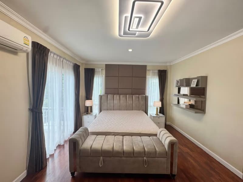 3 Bed House for Rent in Prawet