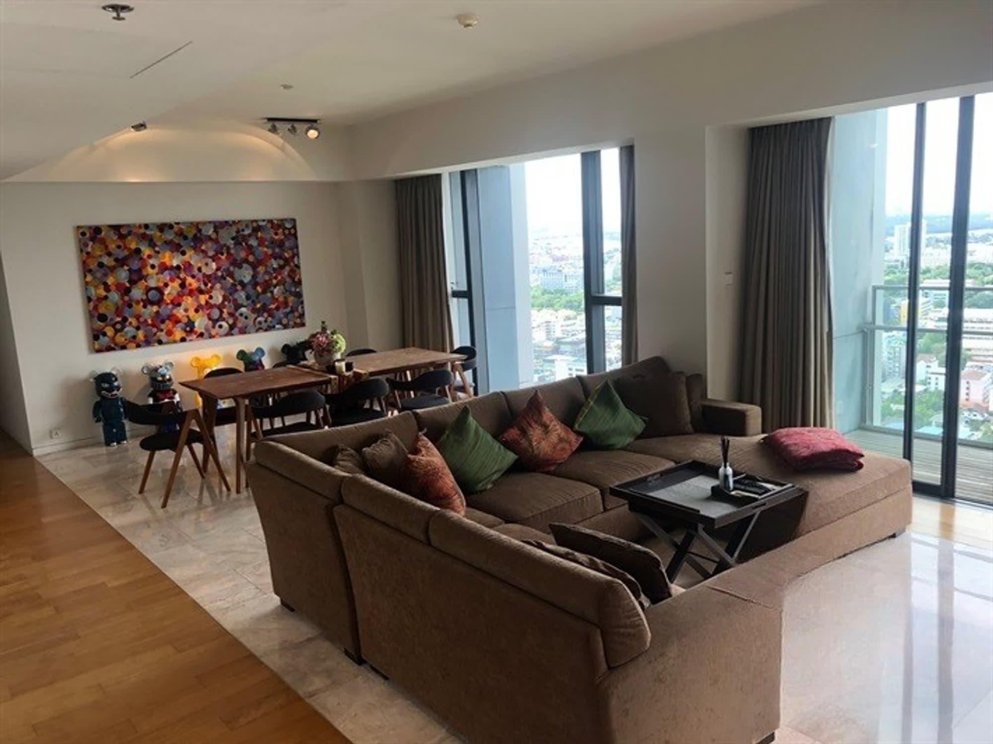 3 ห้องนอน คอนโด สำหรับ ขาย ใน Sathon - Image 1