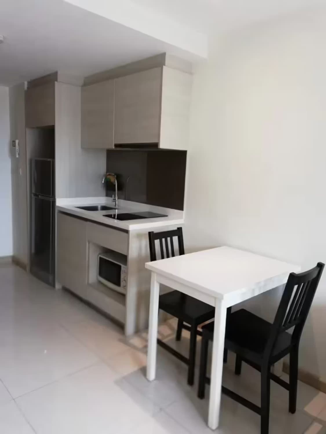 1 Bedroom Condo - Image 3