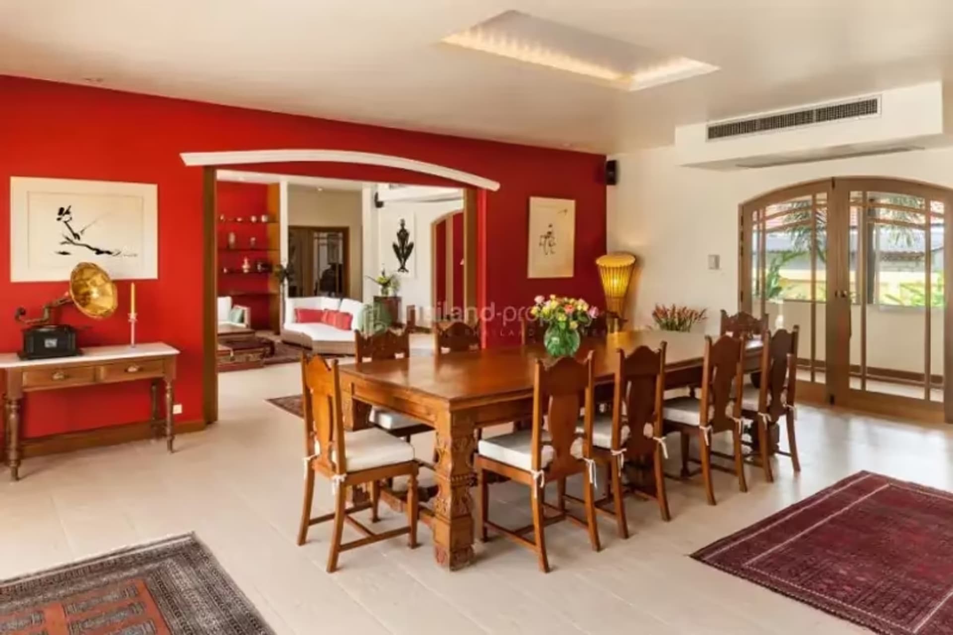 5 Bedroom House - Image 20