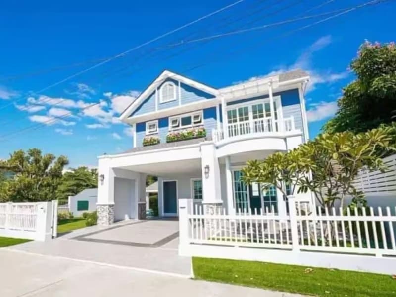 4 Bedroom House