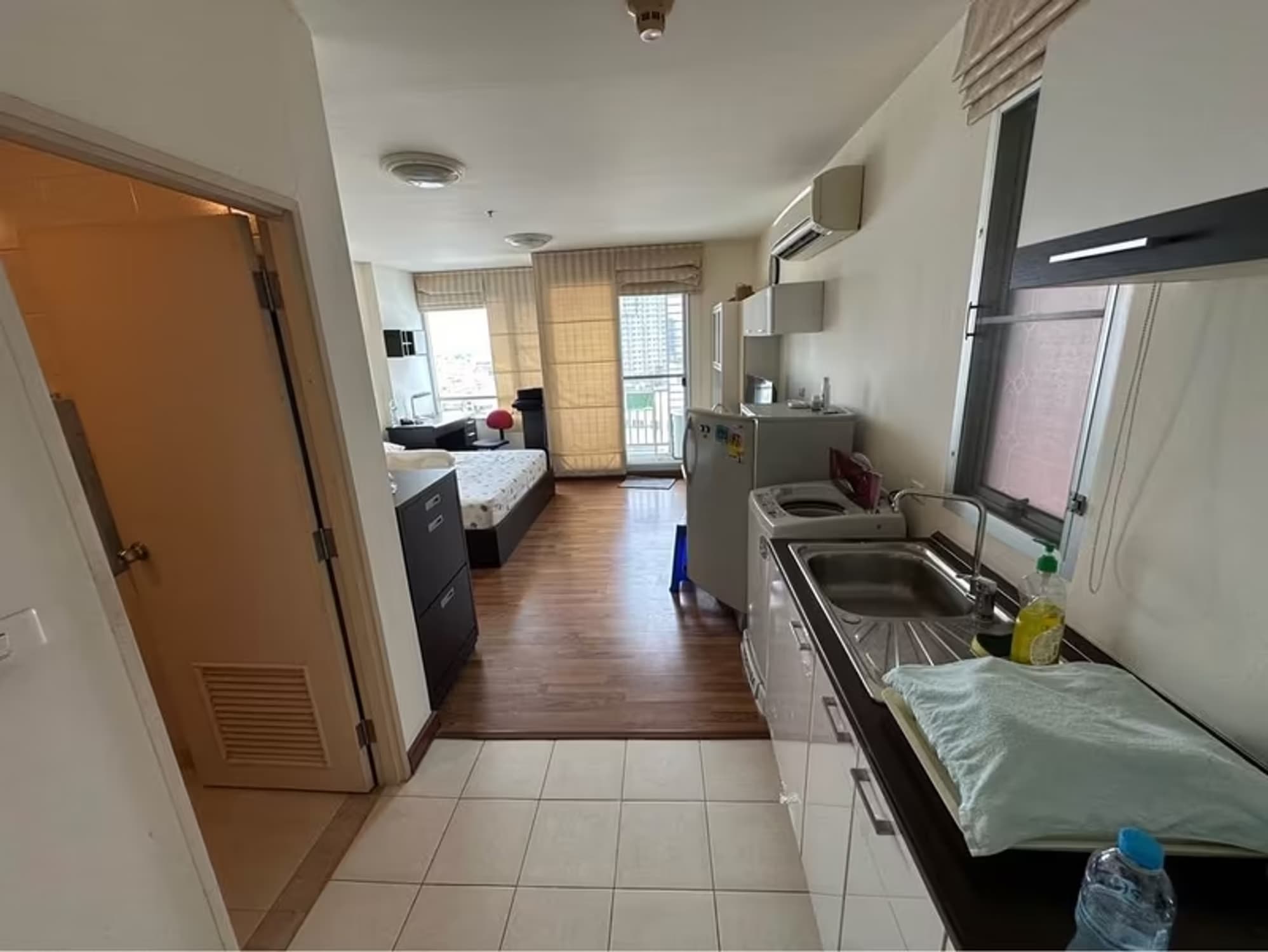  Condo for Sale at Sukhumvit Plus - Image 3