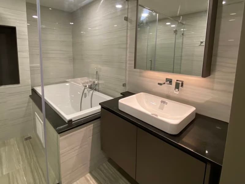 2 Bed Condo for Rent  Near National Stadium BTS