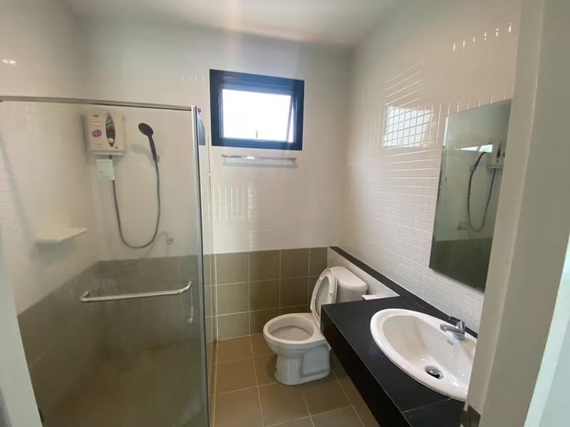 3 Bed House for Rent and Sale in Saraphi
