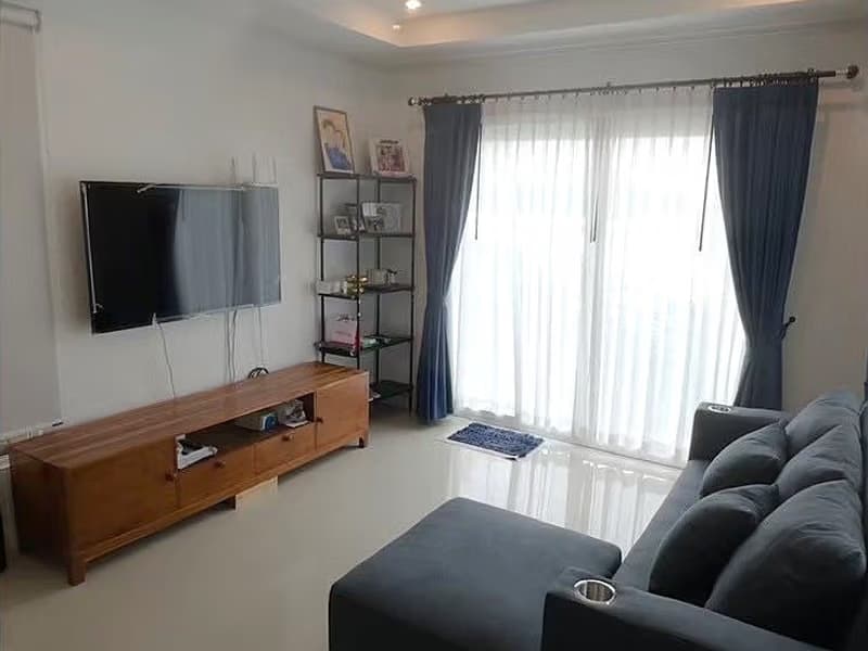 4 Bed House for Rent in Hang Dong