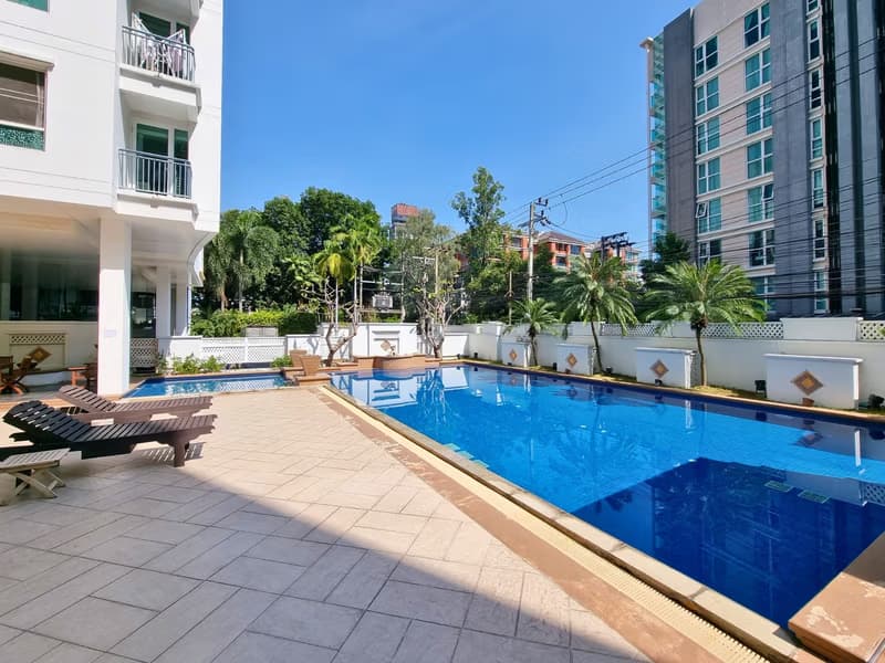 2 Bed Condo for Sale in Watthana