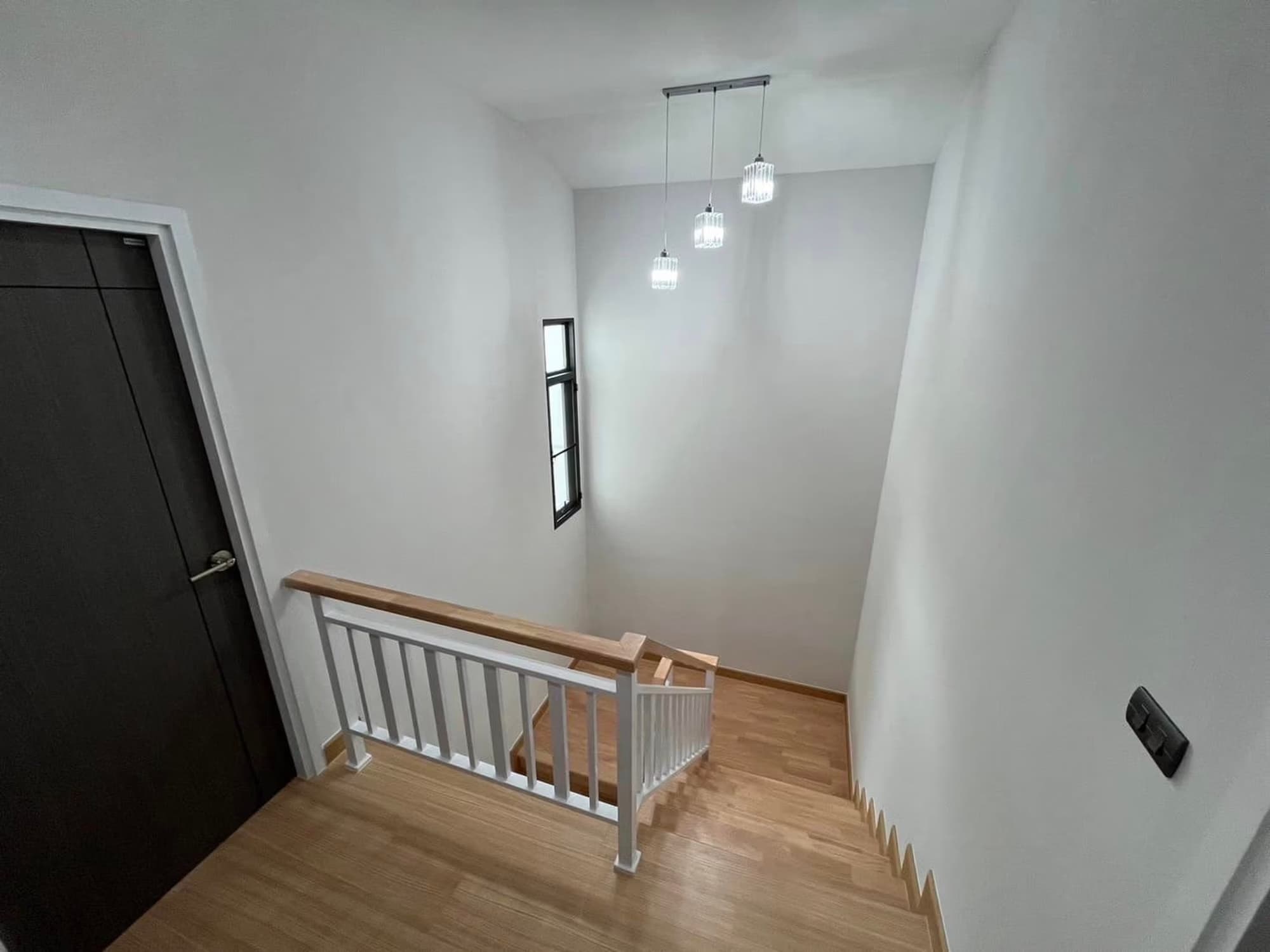 3 Bed House for Rent in Saraphi - Image 7