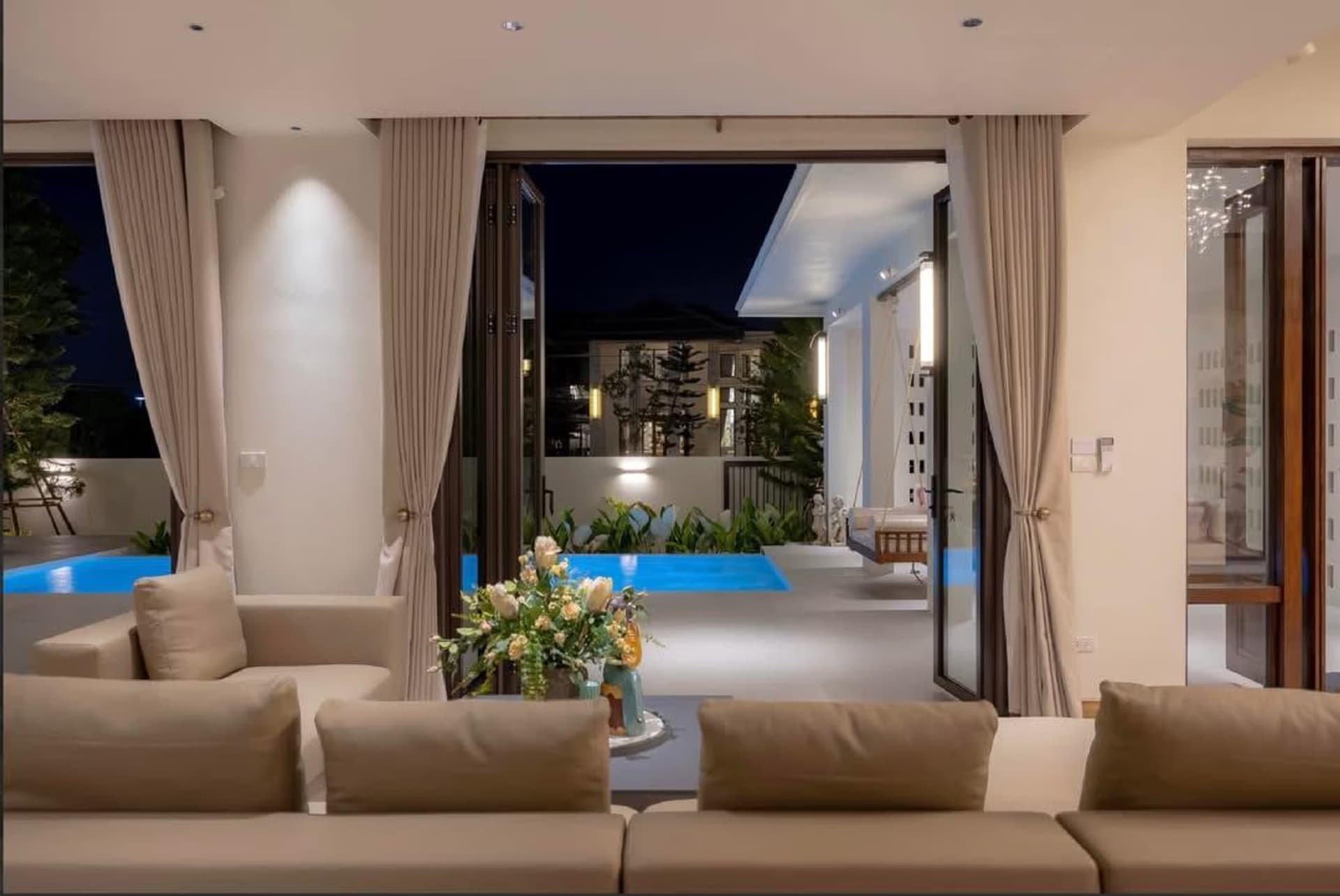 5 Bed House for Sale in Saraphi District - Image 11