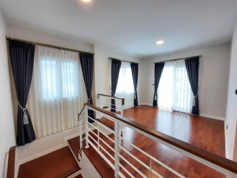 5 Bed House for Sale in Mueang Chiang Mai