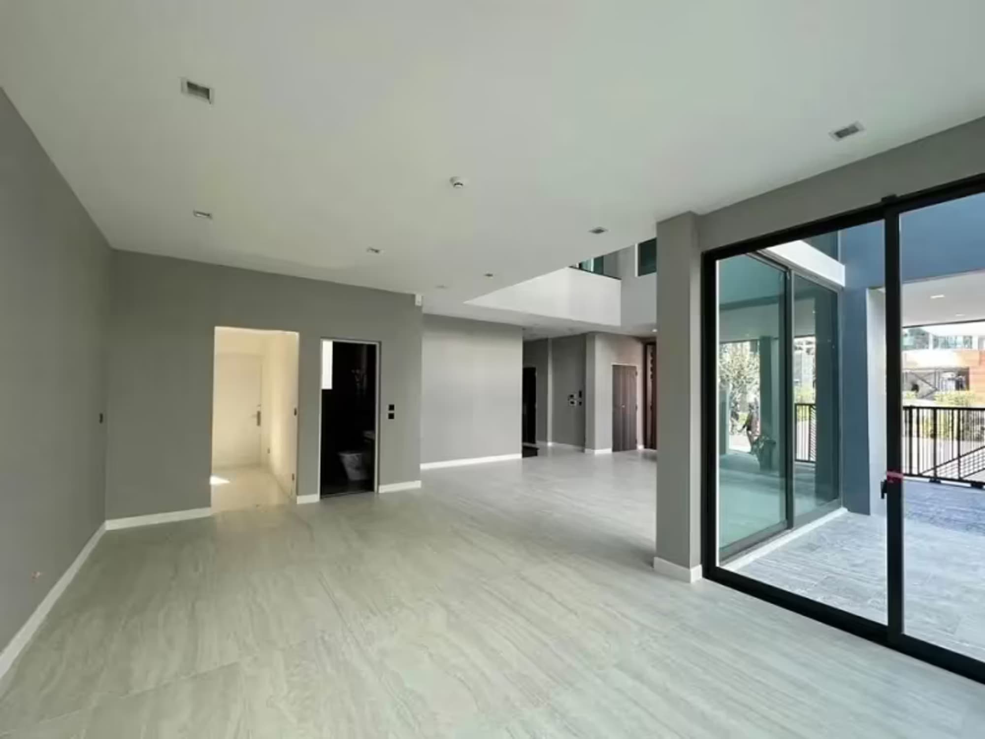4 Bedroom House for Rent at The Gentry Phatthanakan 2 - Image 12