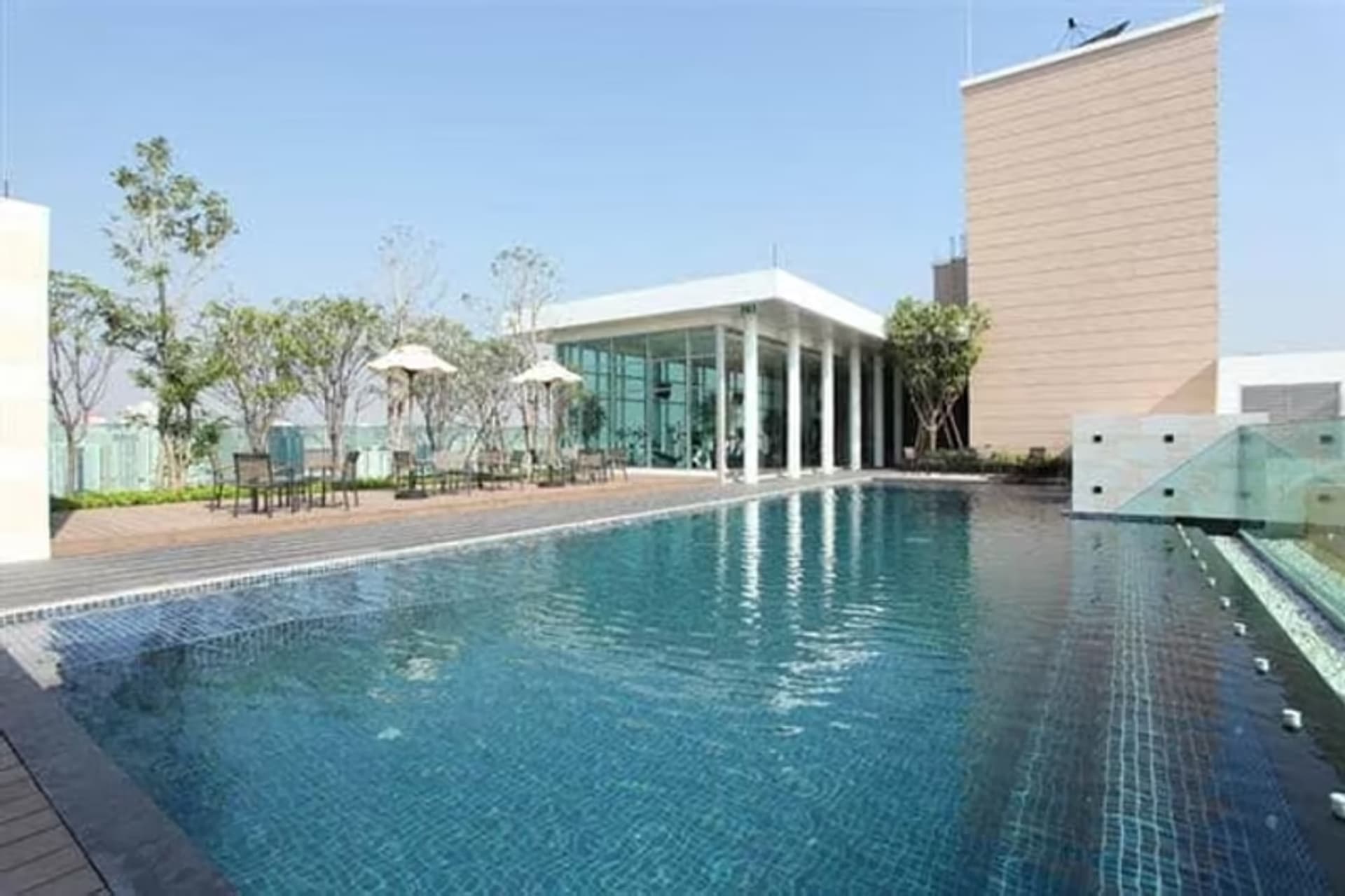  - Image 5