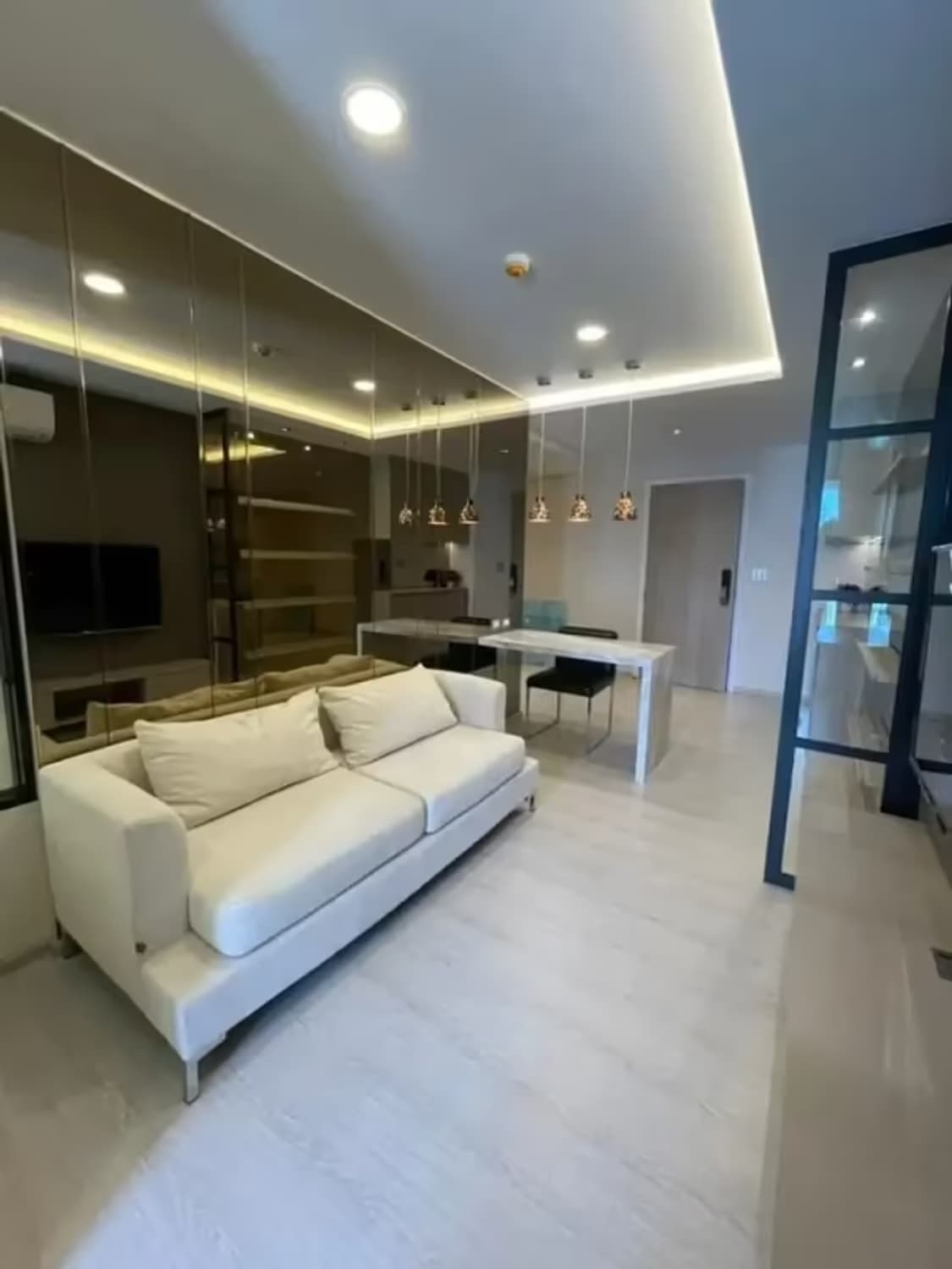 1 Bedroom Condo - Image 4