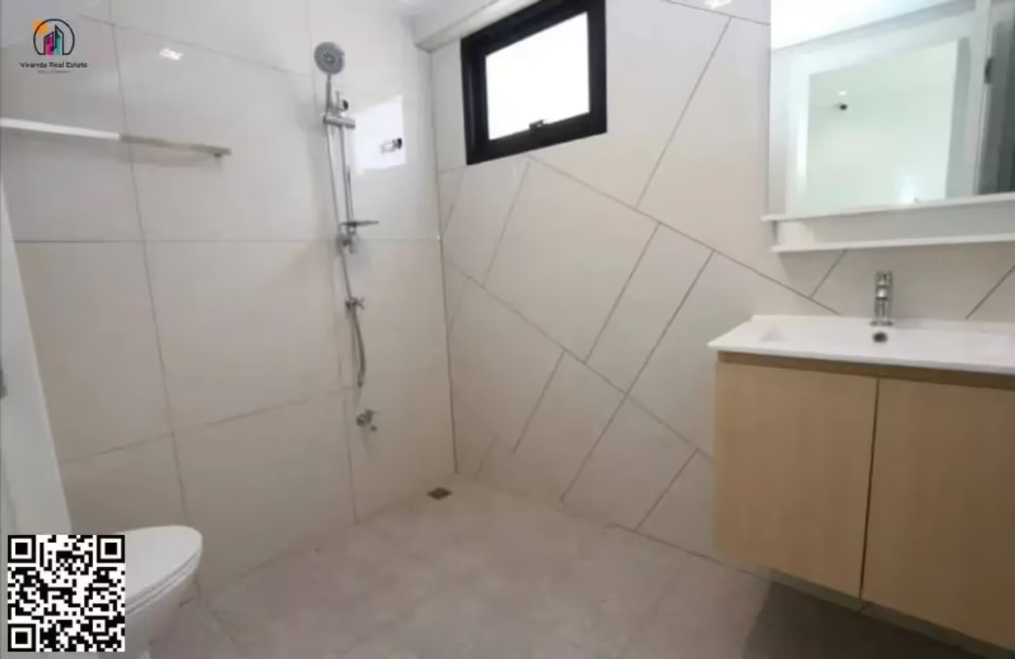 3 Bedroom House - Image 8