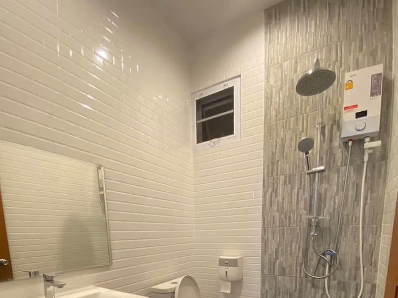 4 Bed House for Rent in San Sai