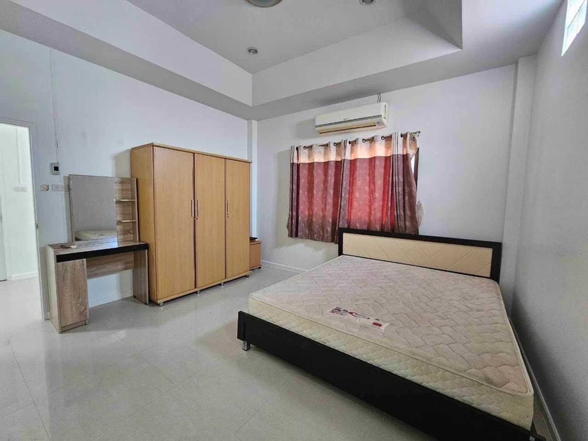 3 Bed House for Rent and Sale in San Sai - Image 4