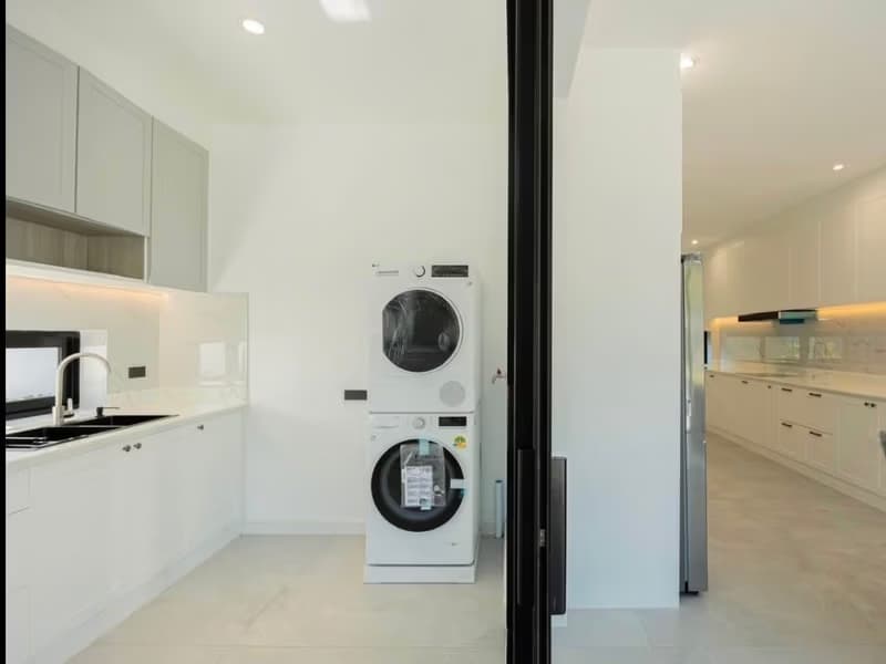 4 Bed House for Rent in Mueang Chiang Mai District