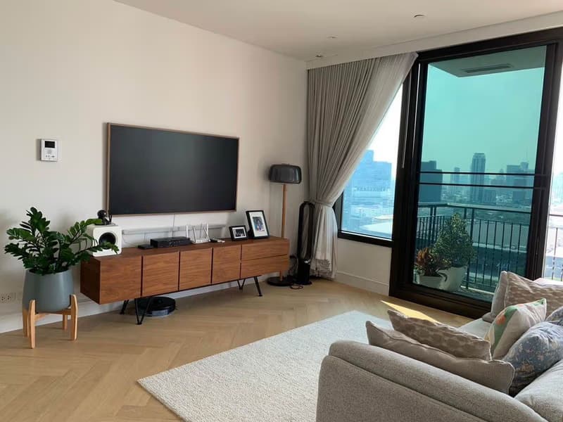 3 Bed Condo for Sale in Khlong Toei