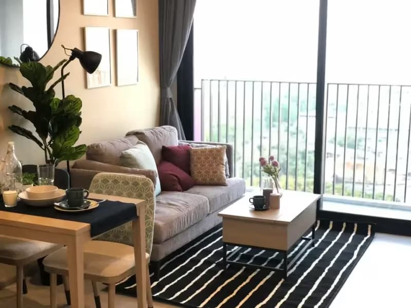 1 Bedroom Condo