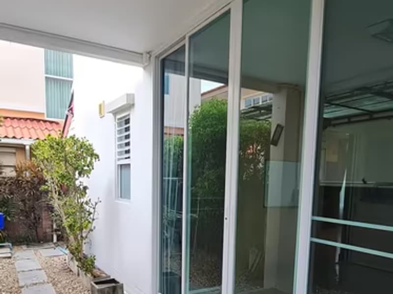 4 Bedroom undefined