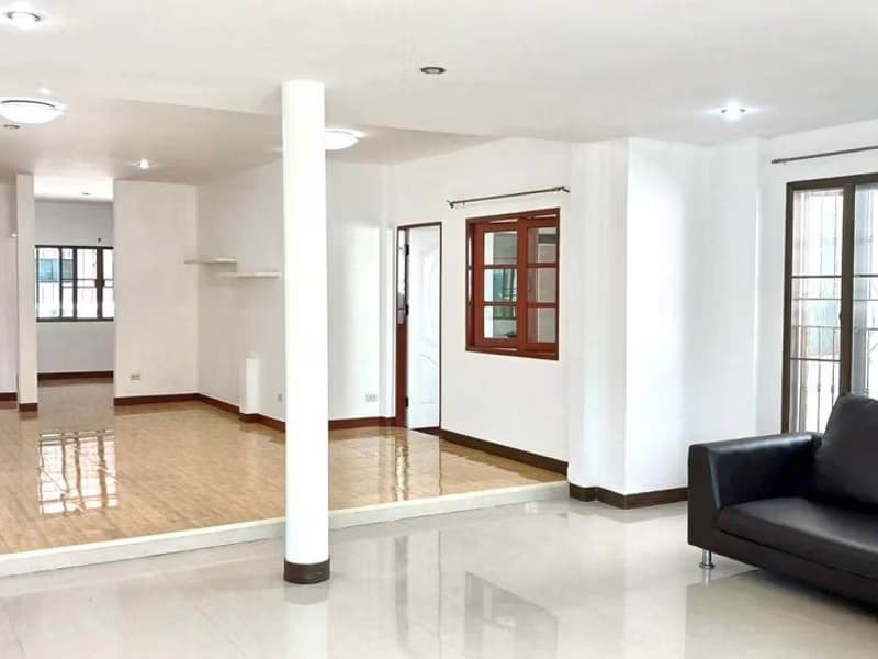 3 Bed House for Rent in San Sai District