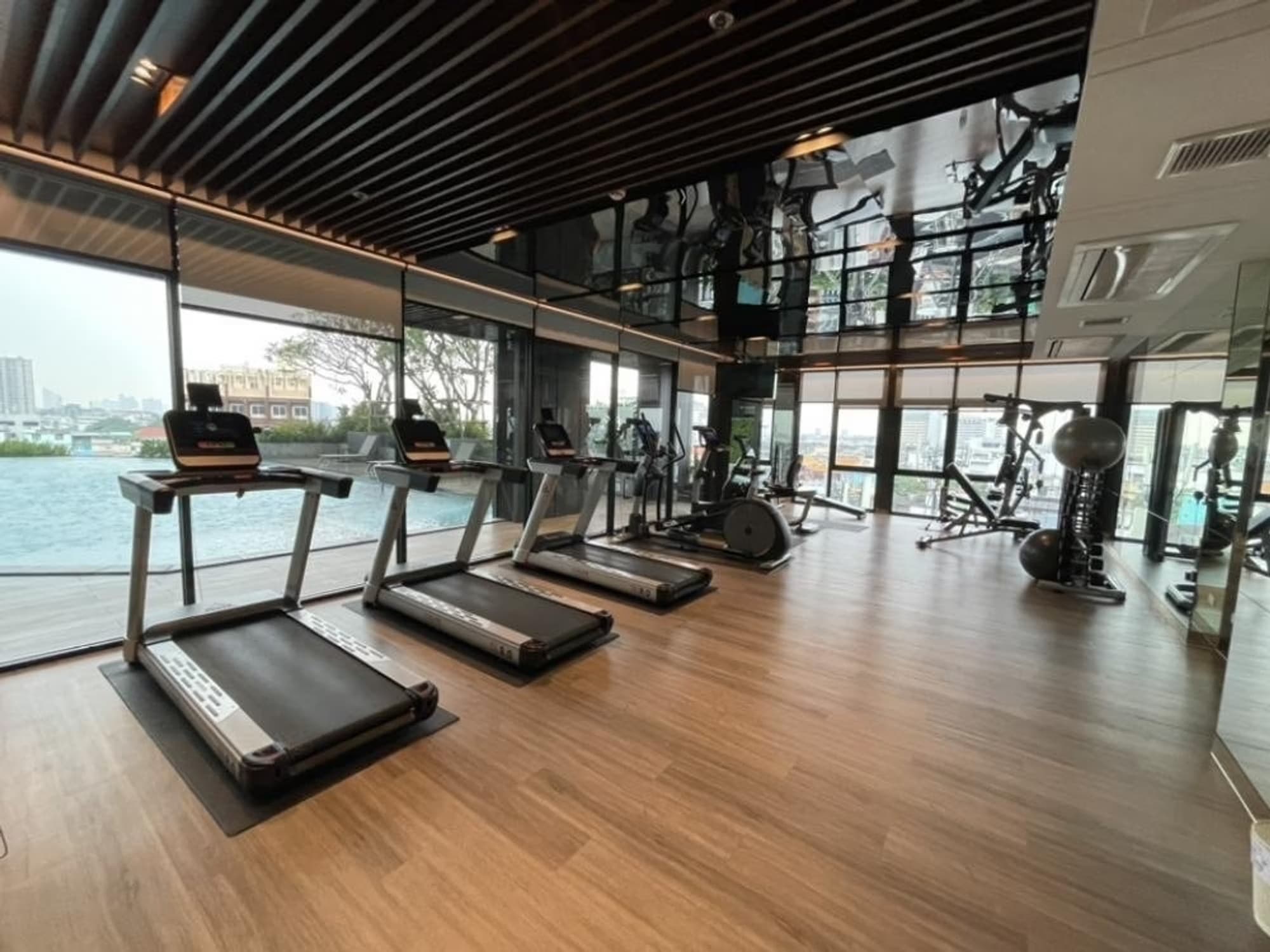 2 Bed Condo for Sale  Near Wongwian Yai BTS - Image 19