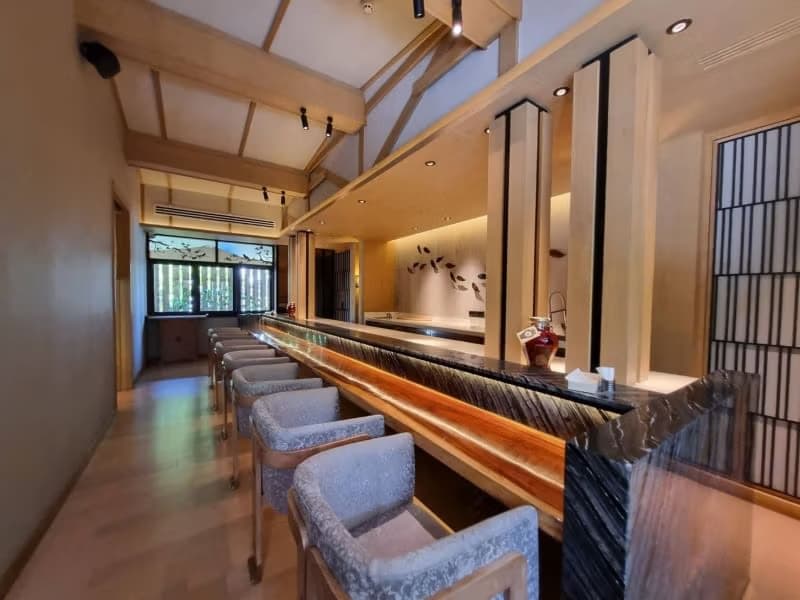 Restaurant+Butcher store for Rent in Khlong Toei