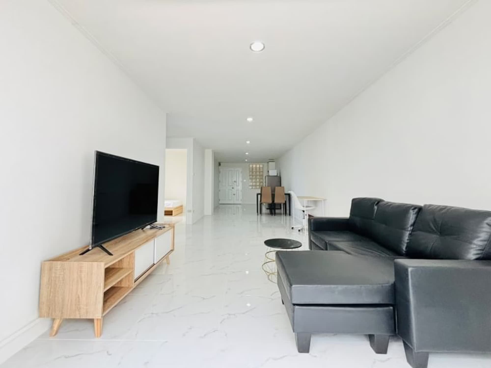 Condo for Rent at Waterford Park Rama 4 - Image 1