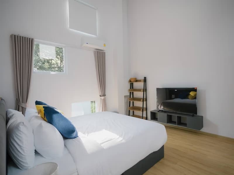 5 Bed House for Rent and Sale in San Sai