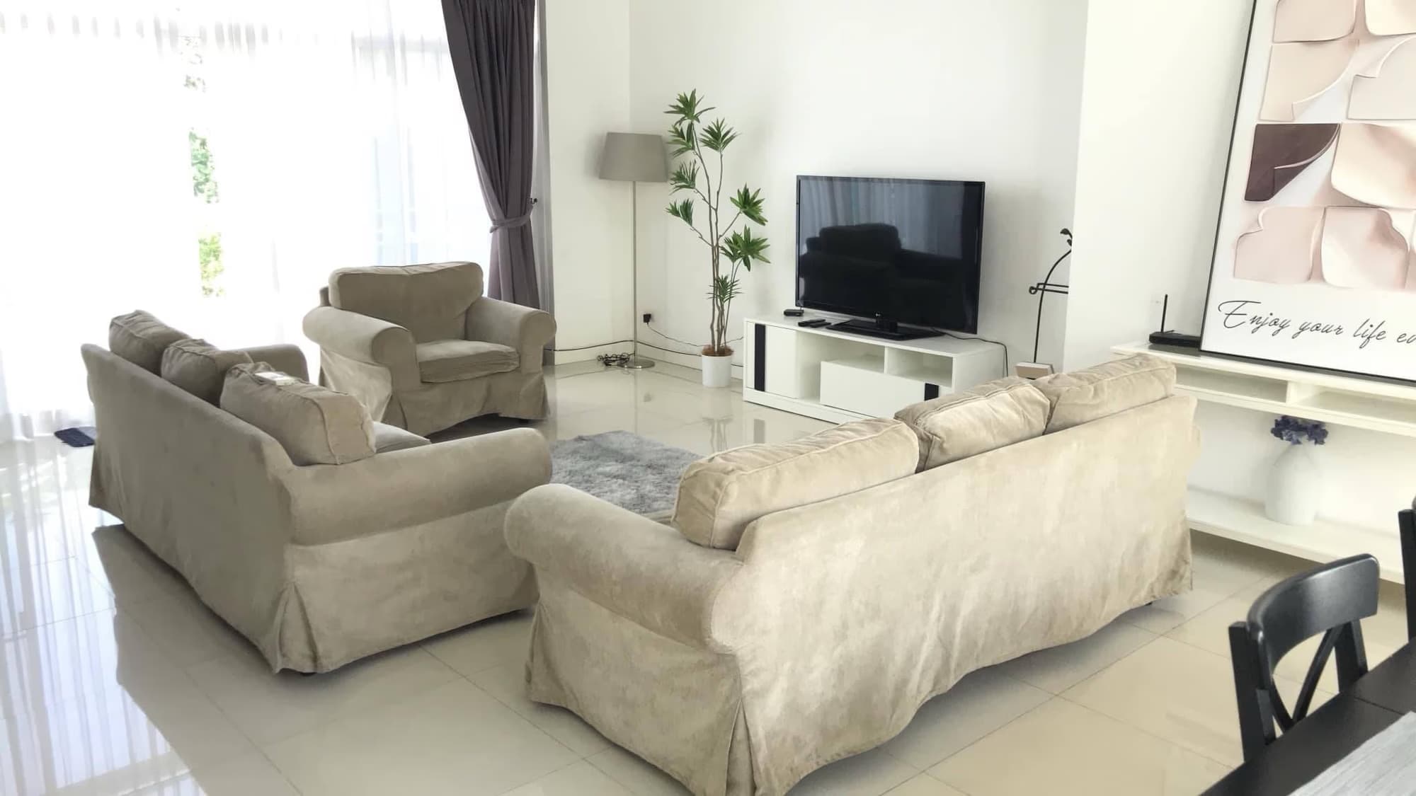 4 Bed House for Sale in Wang Thonglang - Image 4