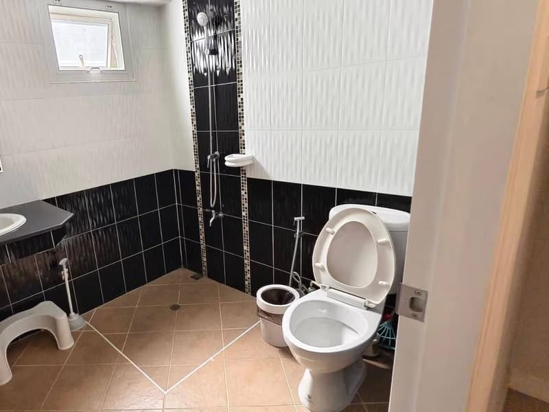 4 Bed House for Rent in San Kamphaeng