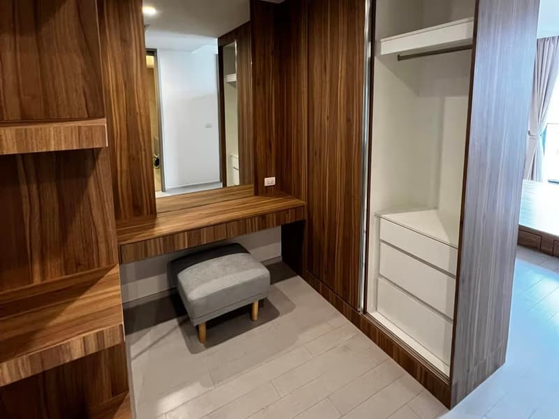 2 Bed Condo for Rent  Near Phloen Chit BTS