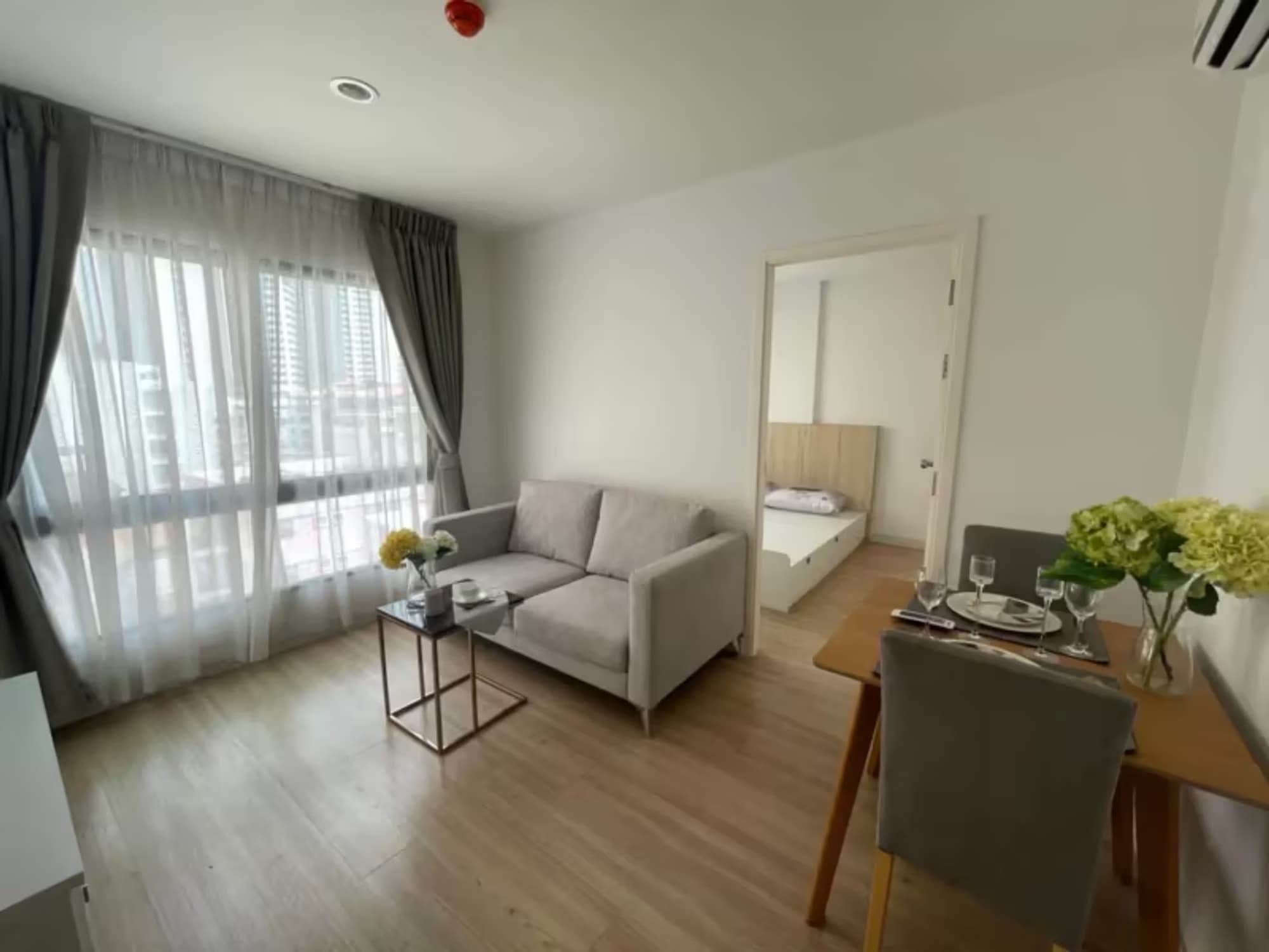 1 Bedroom Condo - Image 1