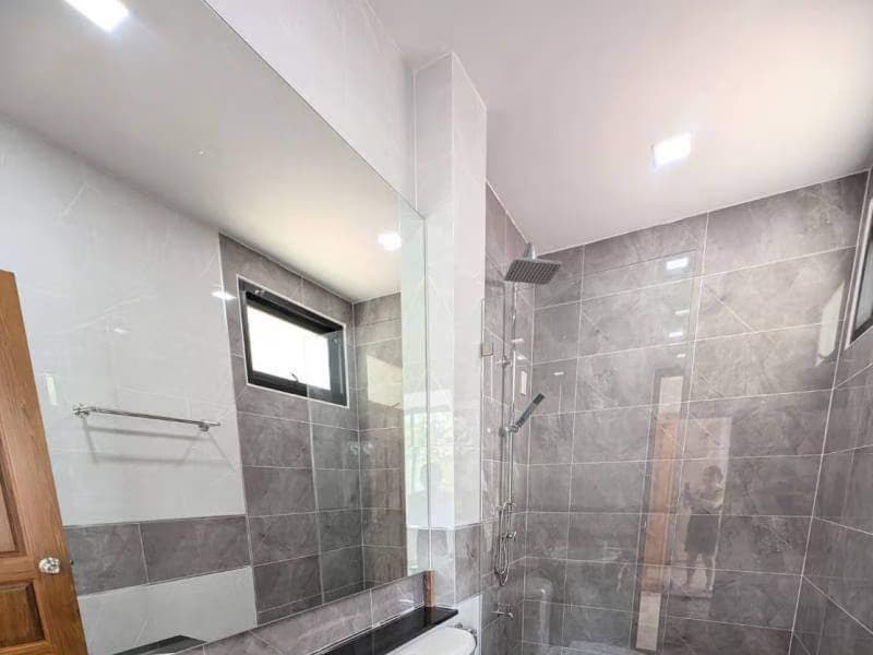4 Bed House for Sale in Hang Dong District