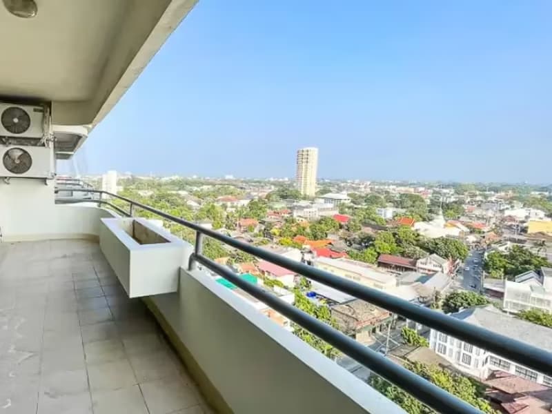 3 Bedroom Condo