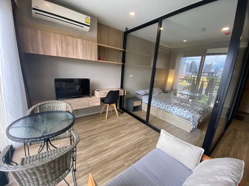 1 Bed Condo for Sale  Near Surasak BTS